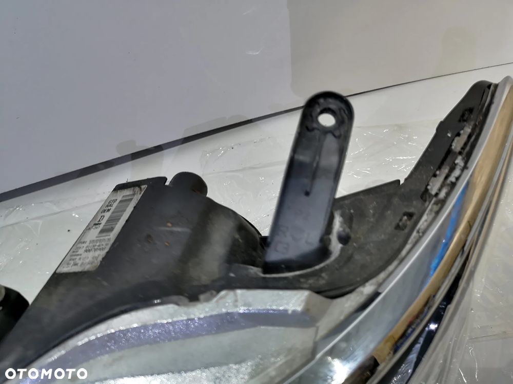 Lampa Lewa Toyota AURIS II Lift Soczewka Zwykła LED Przód Przednia - 3