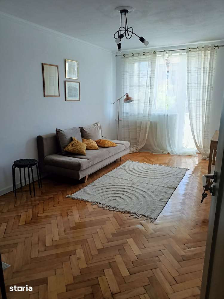 Apartament 2 camere, et.2, ultracentral strMihail KOGALNICEANU nr.1 — fotografia 1