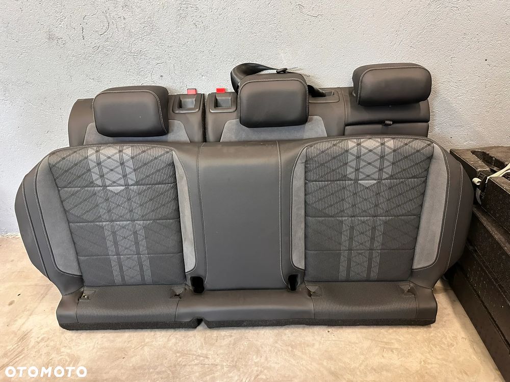 Fotele przód, tył, Kanapa VW T-ROC R-LINE - 3