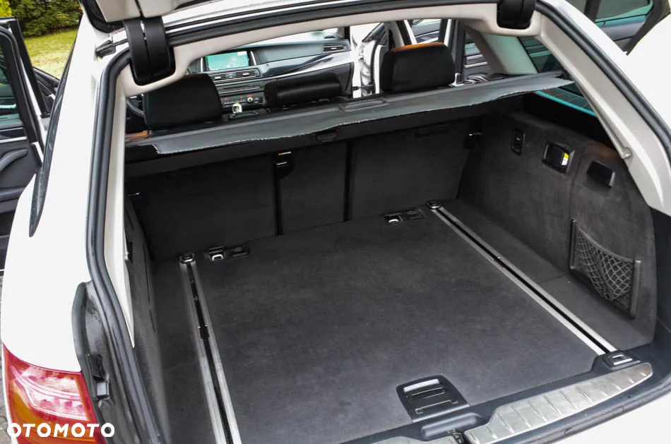 BMW Seria 5 520d Touring Luxury Line - 35