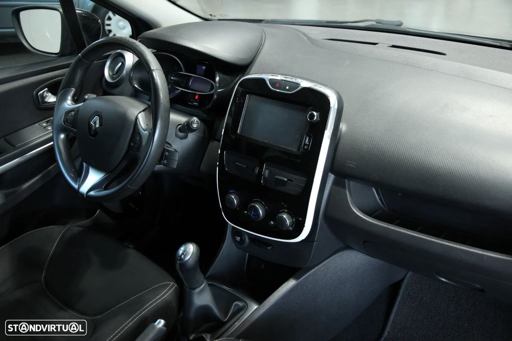 Renault Clio Sport Tourer 0.9 TCe Limited - 8