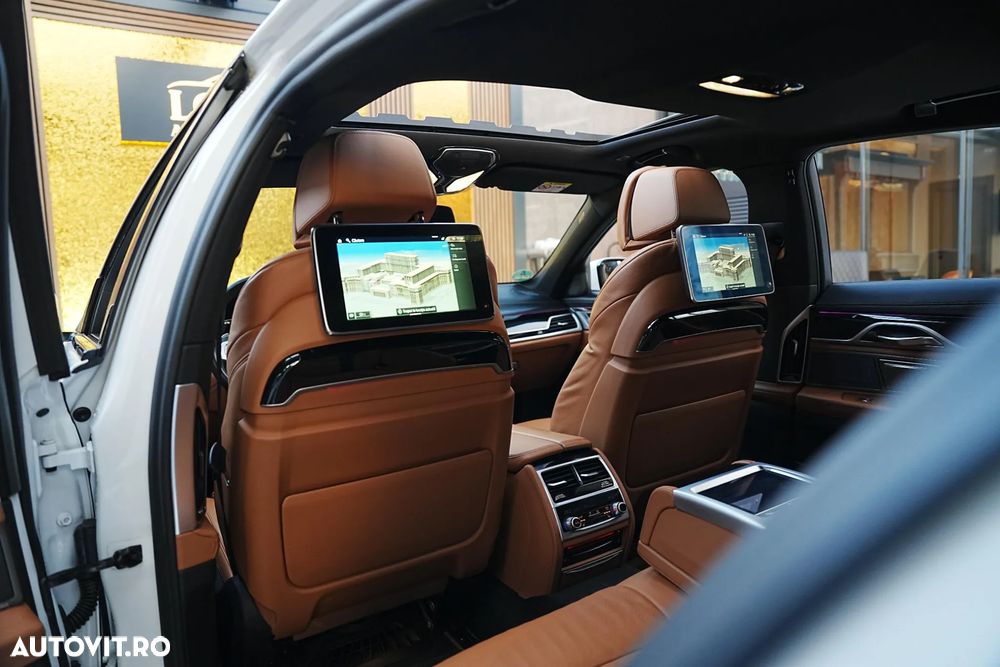 BMW Seria 7 740Ld xDrive MHEV - 19