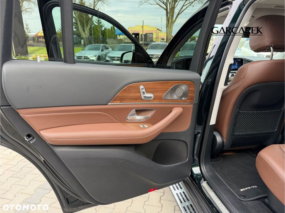 Mercedes-Benz GLS - 17