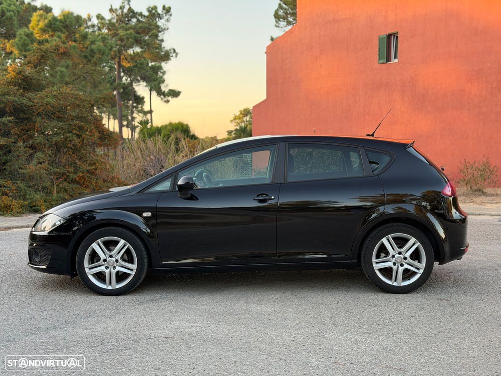 SEAT Leon 1.6 TDI Ecomotive Style - 4