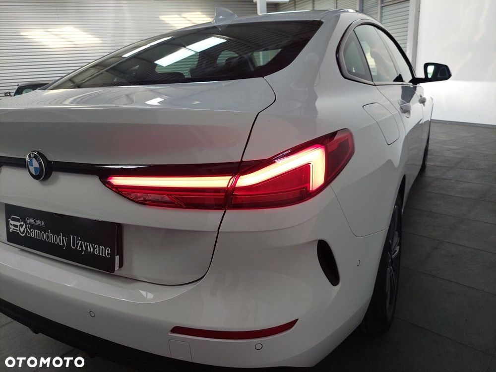 BMW Seria 2 218d Sport Line - 13