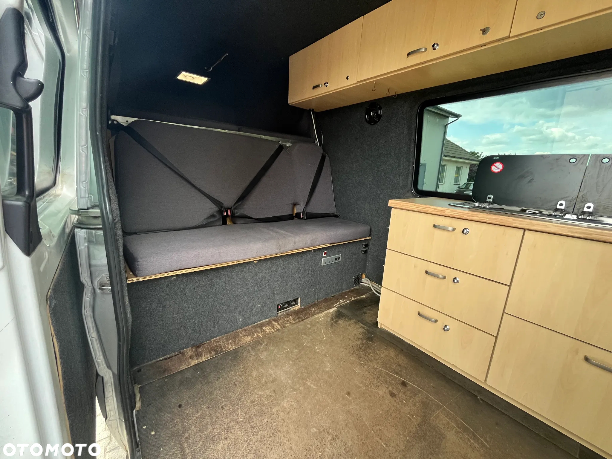 Mercedes-Benz SPRINTER - 14