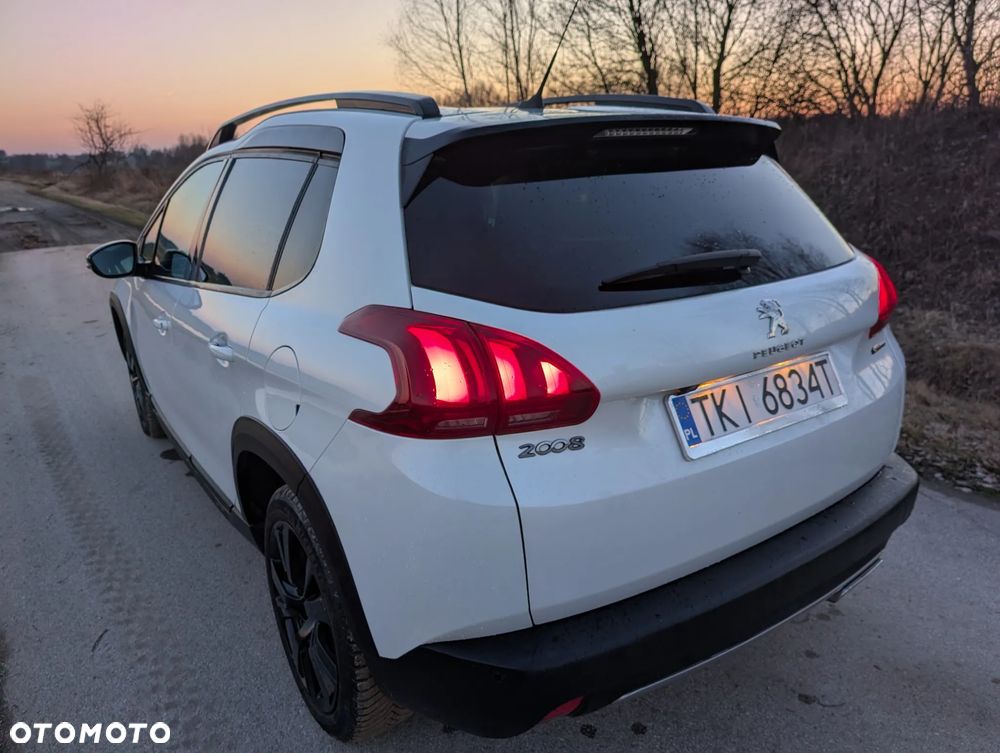 Peugeot 2008 PureTech 110 Stop&Start GT-Line Edition - 3