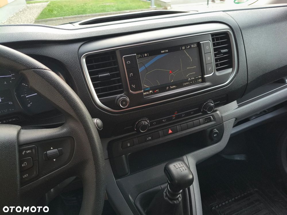 Toyota PROACE NOWY MODEL 1.5 D-4D (120KM) (L2H1) (EURO,6) KLIMA FULL OPCJA STAN IDEALNY NIE MA RDZY 100% BEZWYPADKOWY SERWIS A.S.O. DO KOŃCA ! ! ! - 14