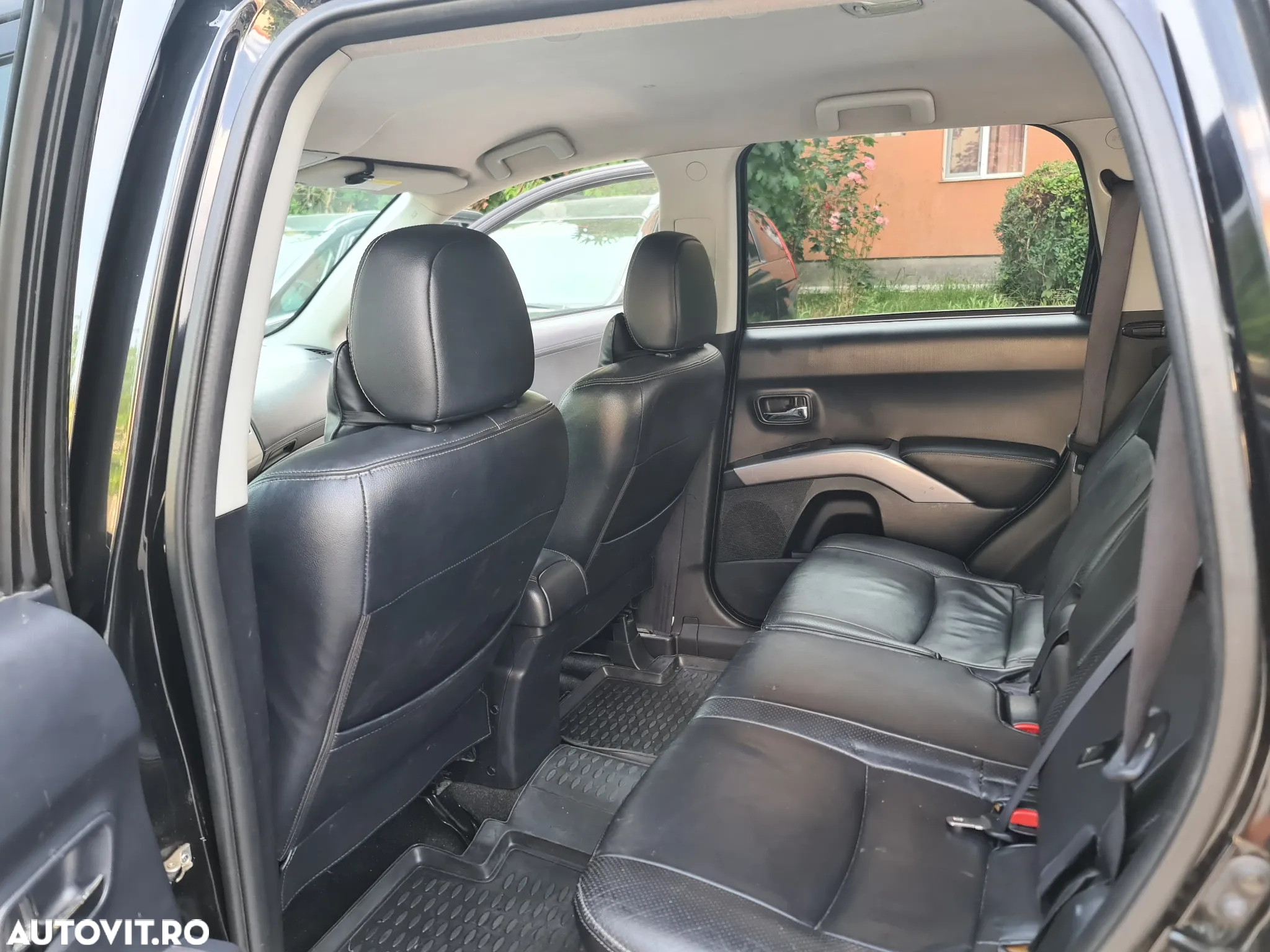 Citroën C-Crosser 2.2 HDI Confort Aut. - 8