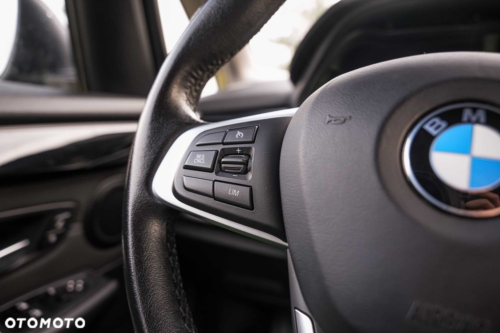 BMW Seria 2 218i Sport Line - 21