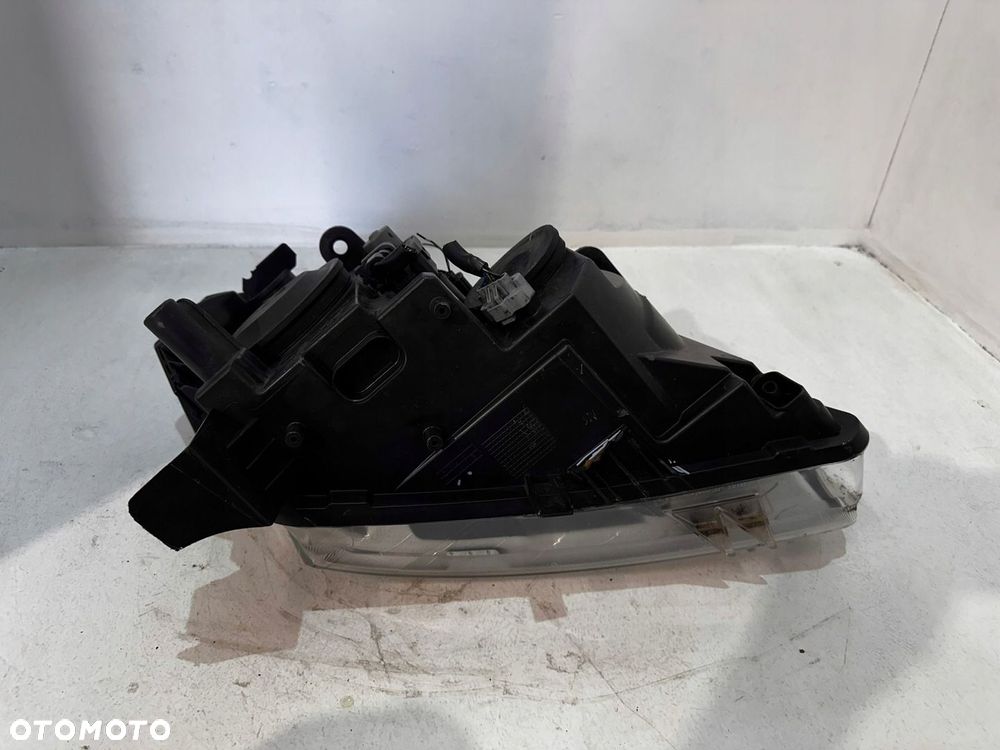 LAMPA LEWA LEWY PRZÓD 26060JD90B NISSAN QASHQAI J10 2 09R - 11