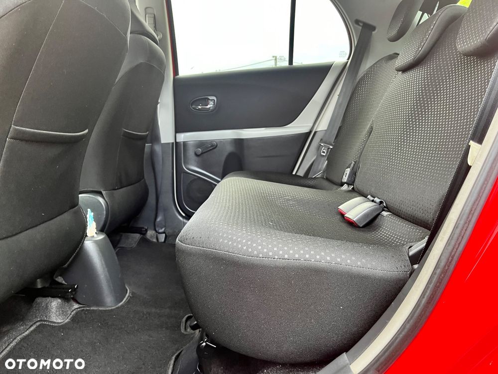 Toyota Yaris 1.33 VVT-i Executive - 10