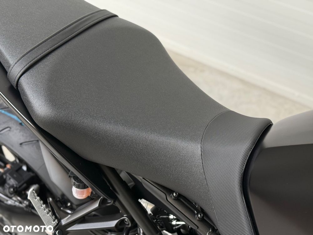 Yamaha MT - 17