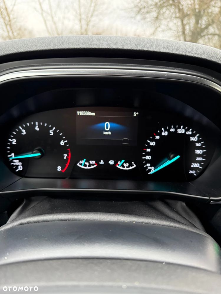 Ford Focus 1.0 EcoBoost Titanium - 5