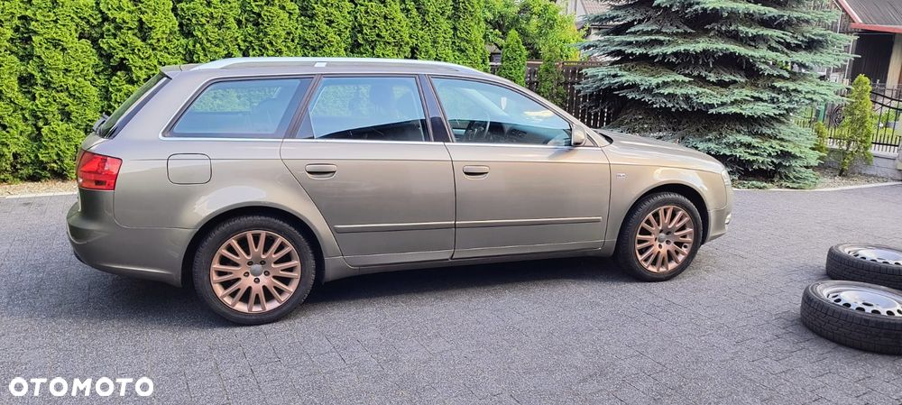 Audi A4 Avant - 9