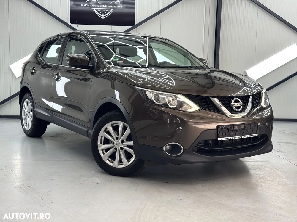 Nissan Qashqai 1.6 DCI Xtronic ACENTA - 9