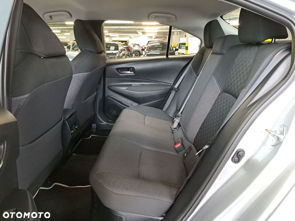 Toyota Corolla 1.8 Hybrid Comfort - 13
