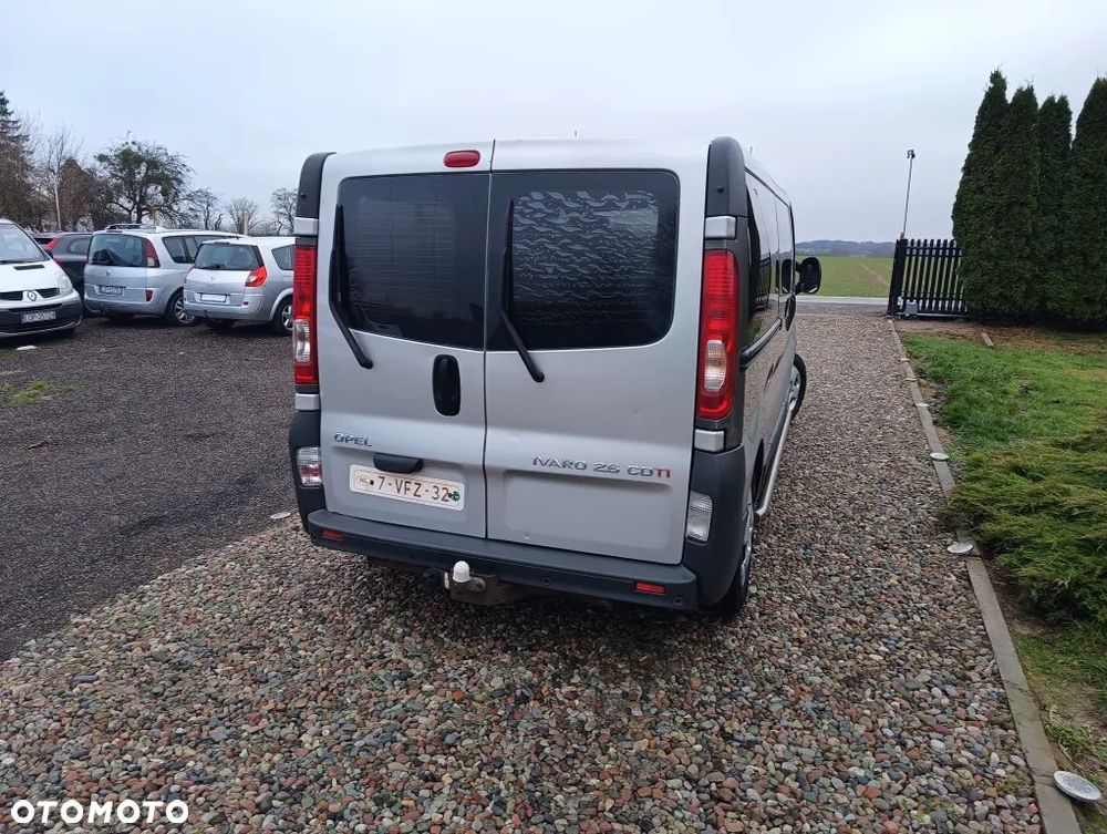 Opel Vivaro - 23
