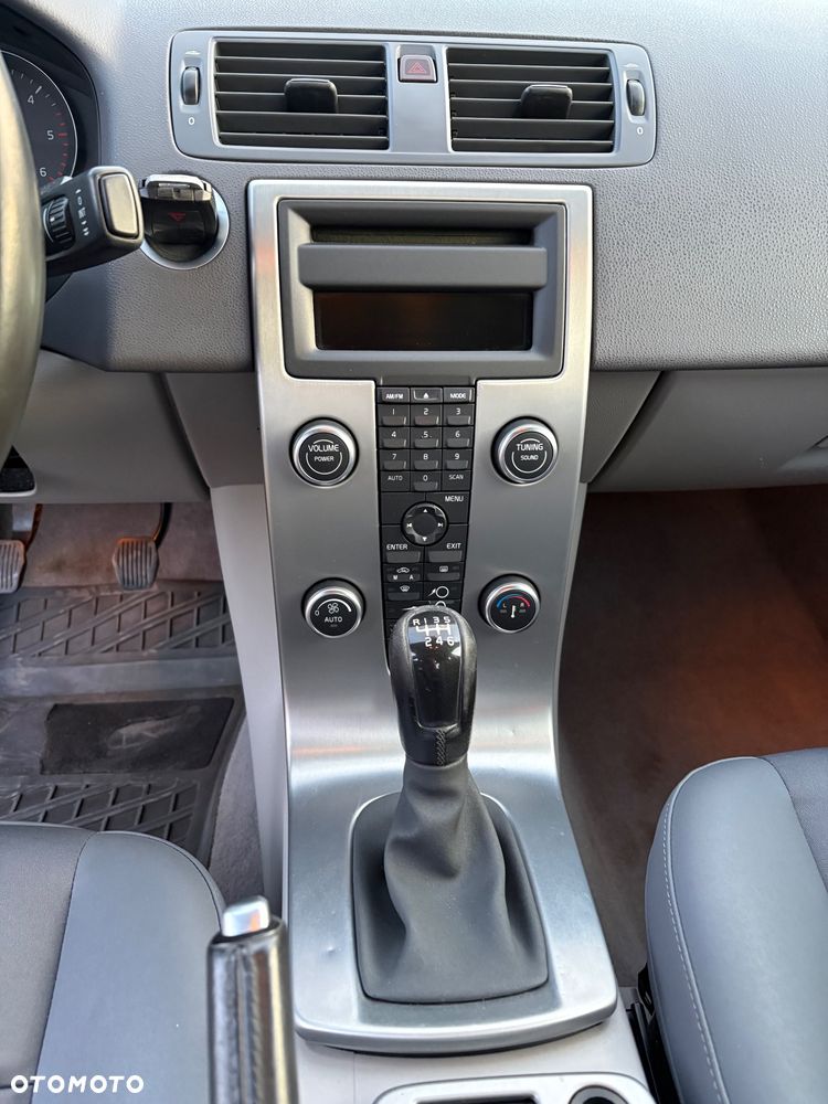 Volvo S40 ver-2-0d-kinetic - 14