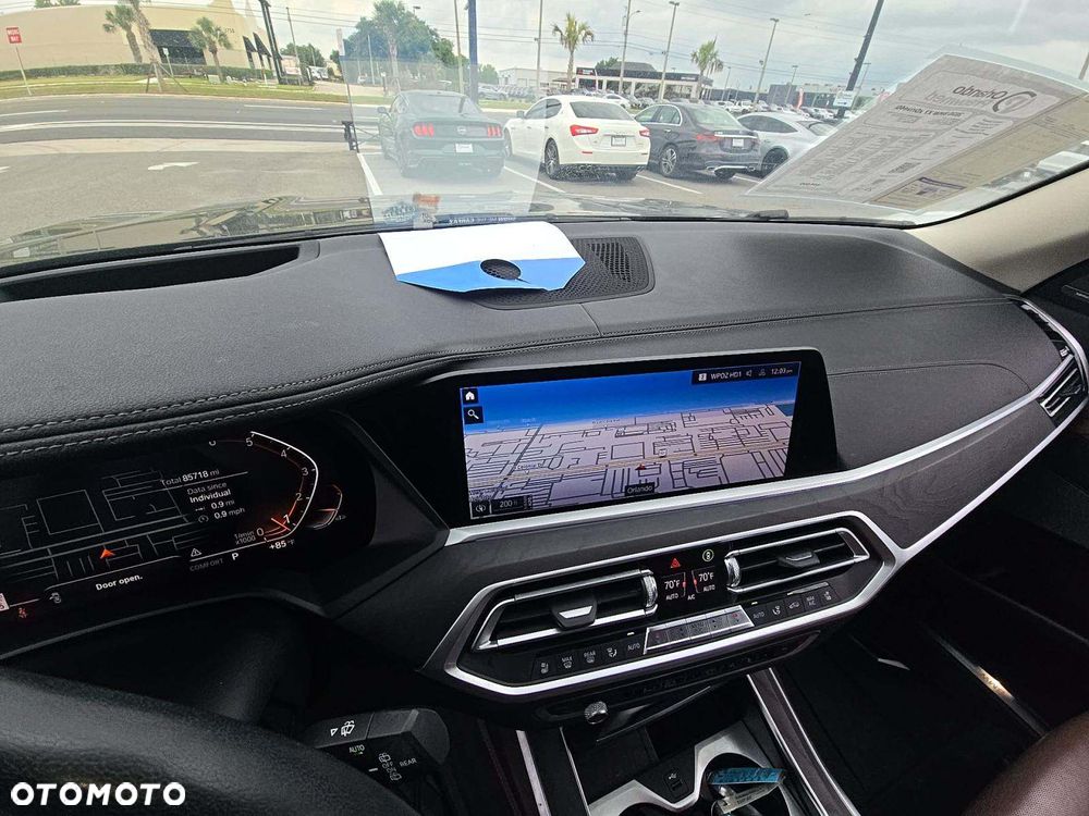 BMW X7 xDrive40i - 10