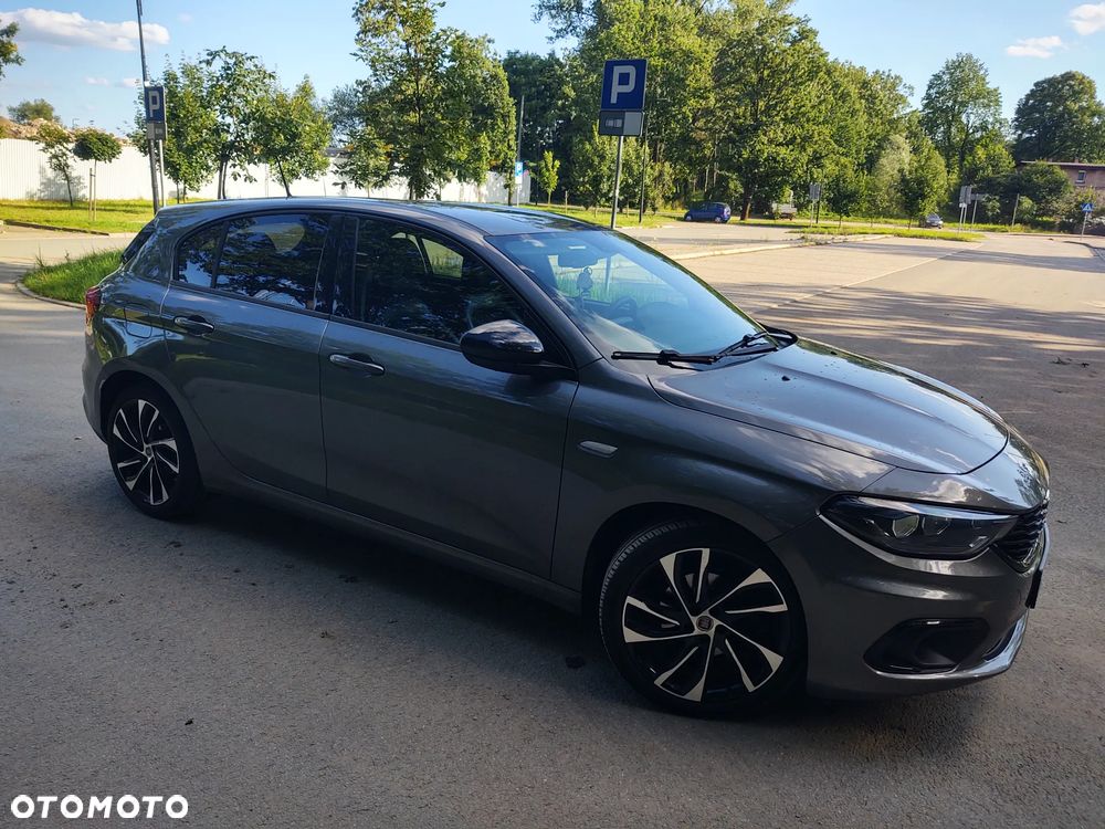 Fiat Tipo 1.4 T-Jet 16v S-Design - 2