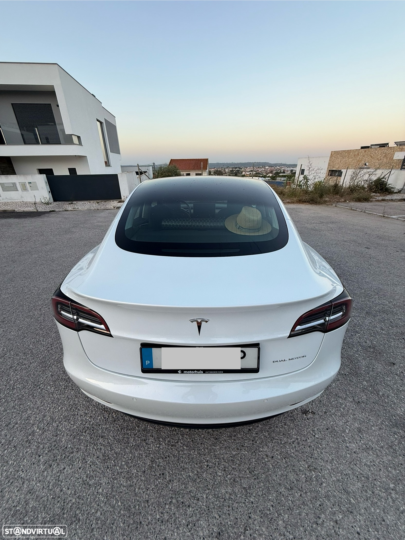 Tesla Model 3 Long-Range Dual Motor AWD - 3