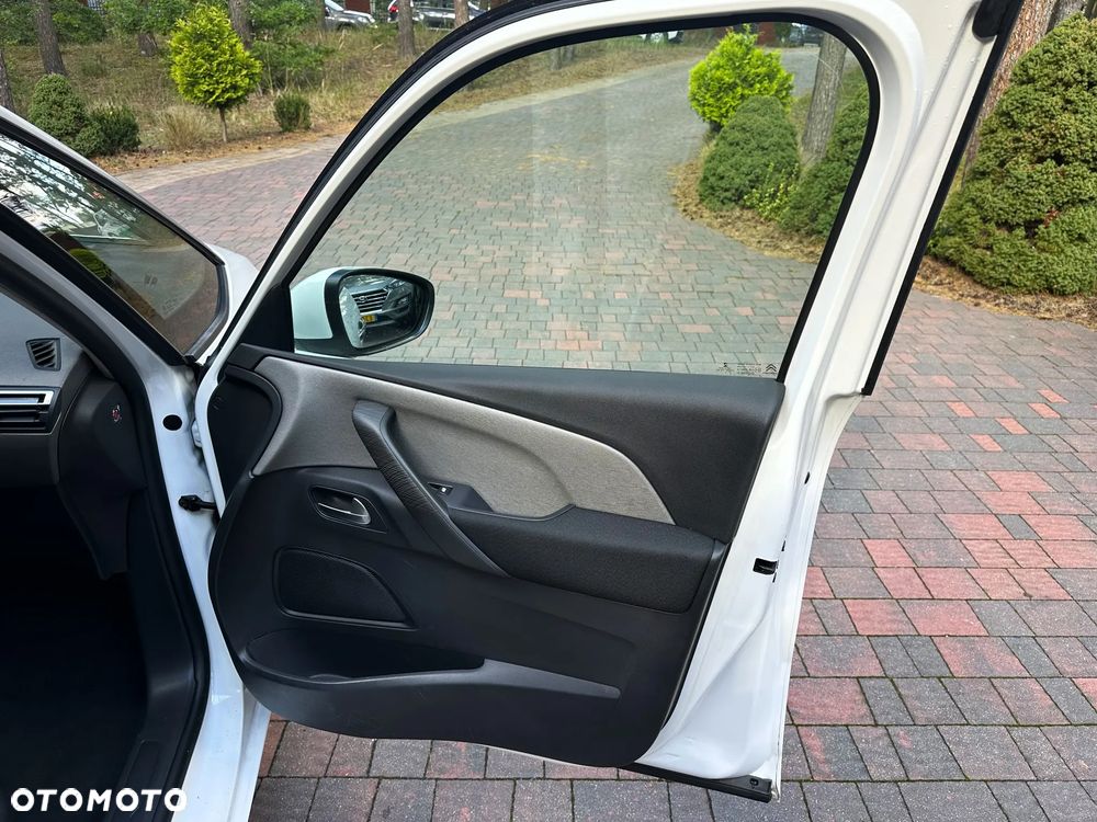 Citroën C4 Grand Picasso BlueHDi 120 Exclusive - 27