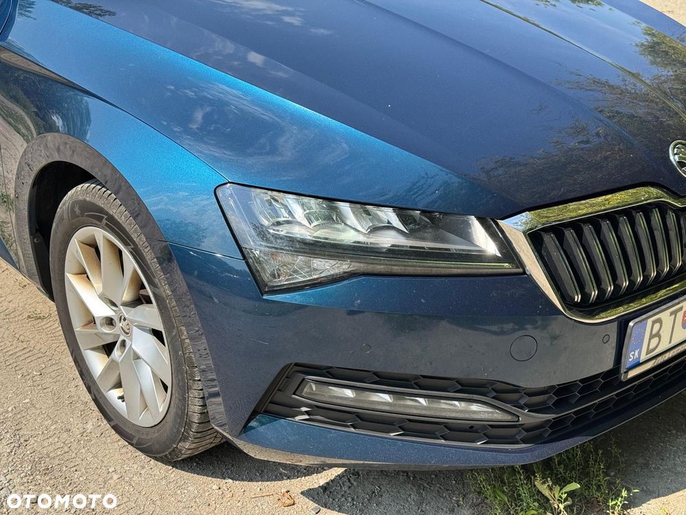 Skoda Superb 2.0 TDI SCR Ambition DSG - 30