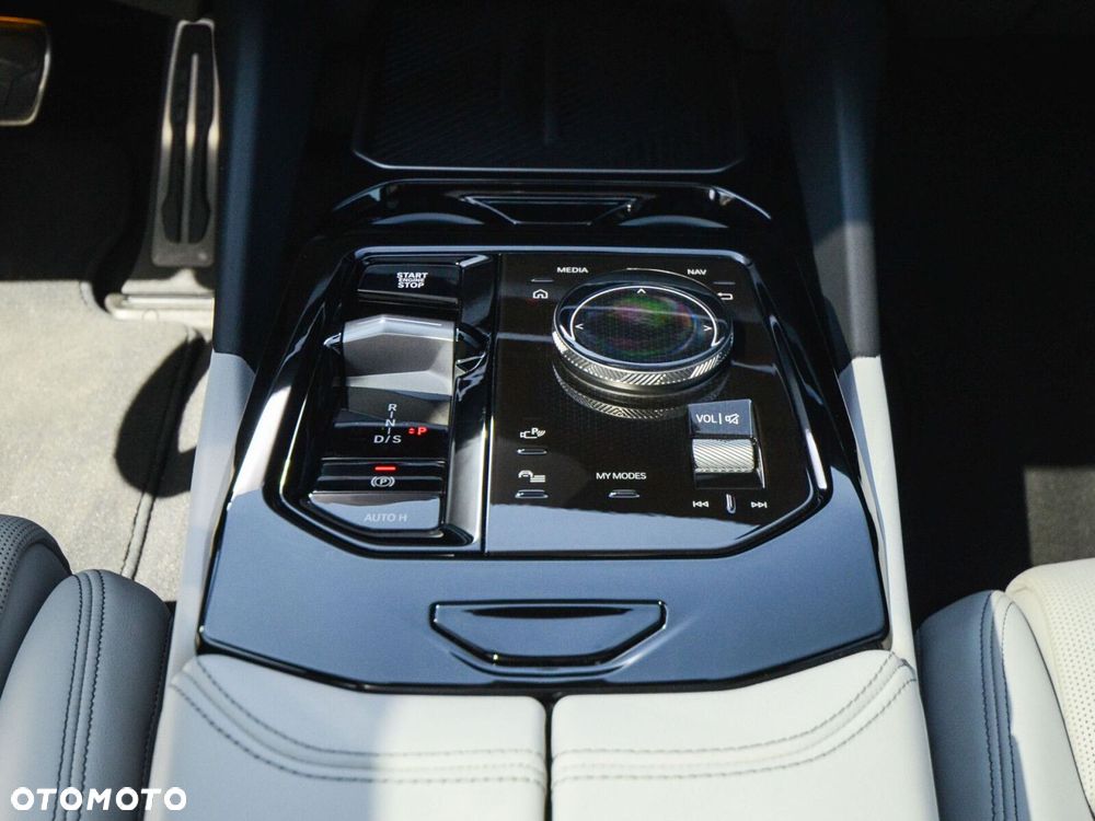 BMW Seria 5 520d xDrive - 40