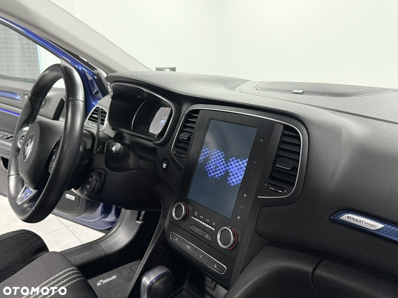 Renault Megane ENERGY TCe 205 EDC GT - 24