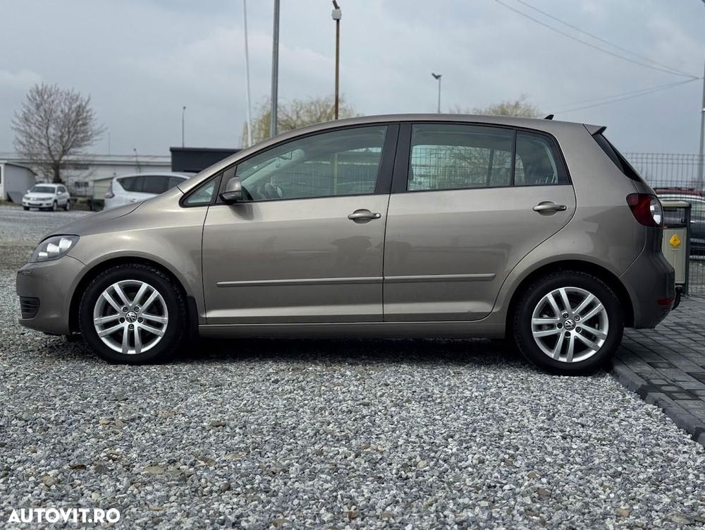 Volkswagen Golf Plus - 10