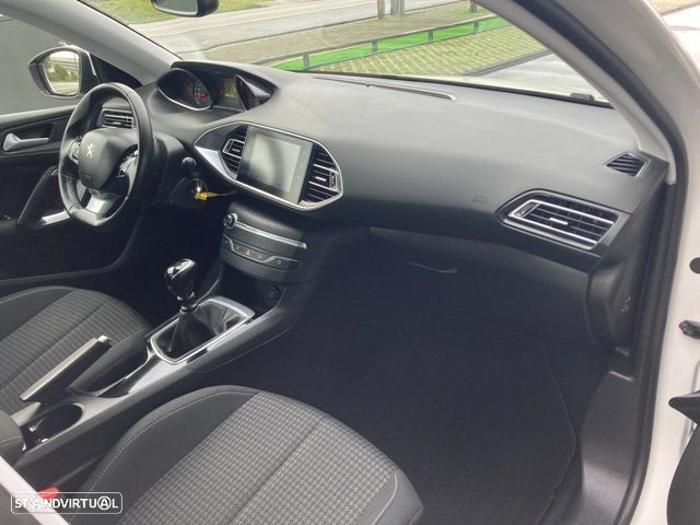 Peugeot 308 1.5 BlueHDi Active Pack - 29