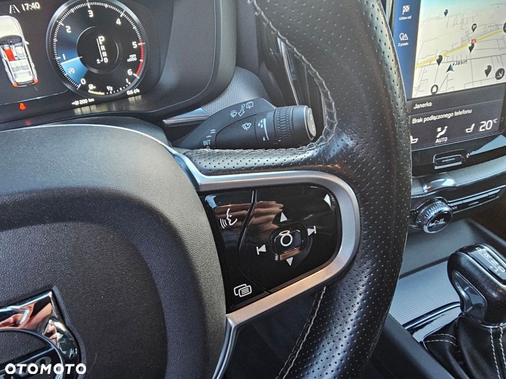 Volvo XC 60 - 24