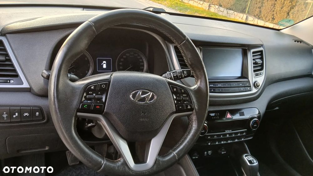 Hyundai Tucson 1.6 T-GDI GO 2WD - 12