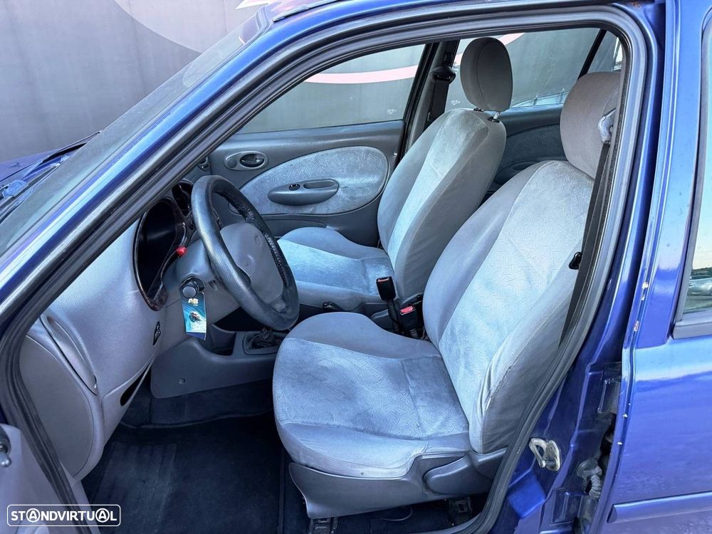 Ford Fiesta 1.25 Ghia - 18