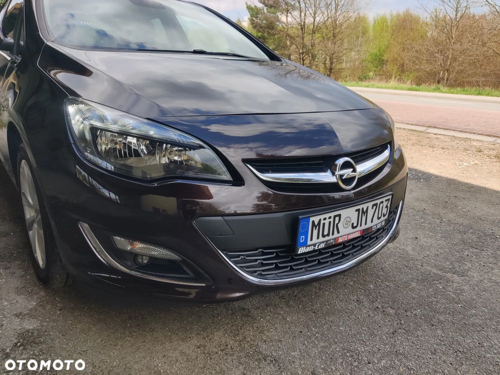 Opel Astra 1.4 T Active - 11
