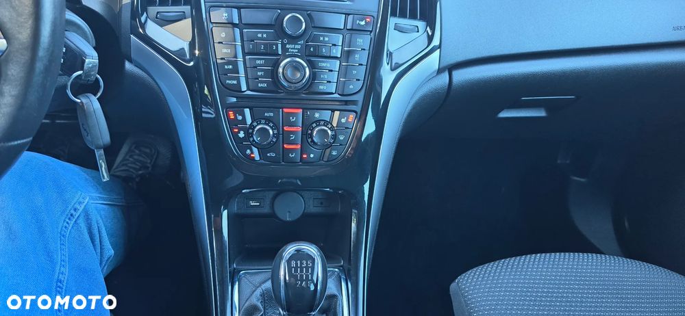 Opel Astra 2.0 CDTI Cosmo - 21