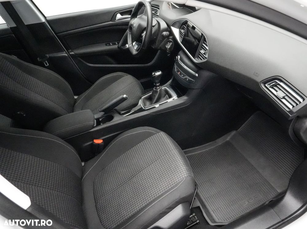 Peugeot 308 1.5L BlueHDI BVM6 Allure Pack - 13