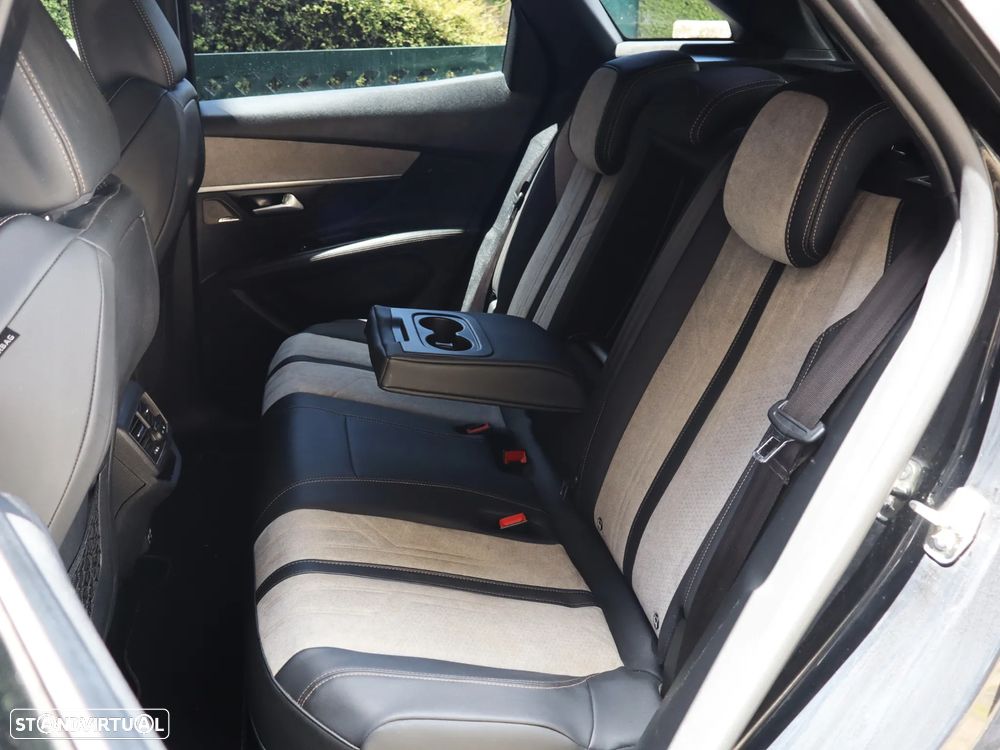 Peugeot 3008 225 e-EAT8 GT Pack - 46