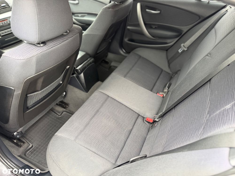 BMW Seria 1 116i - 19