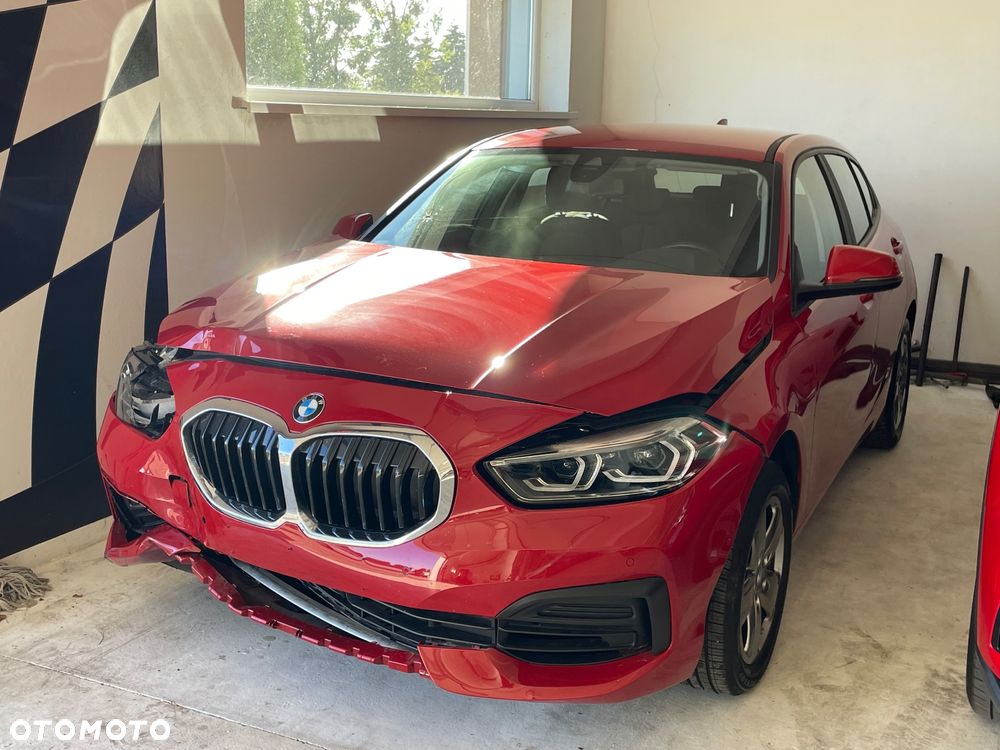 BMW Seria 1 116i - 10