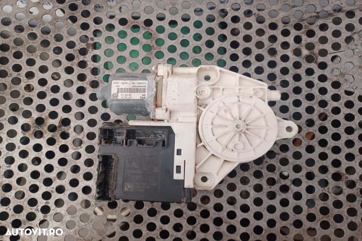 Motoras macara geam fata stanga 5N0959702F Volkswagen VW Tiguan 1 5N - 1