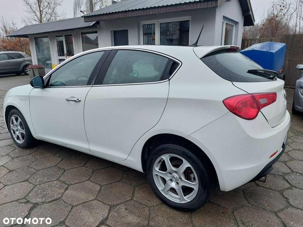 Alfa Romeo Giulietta - 5