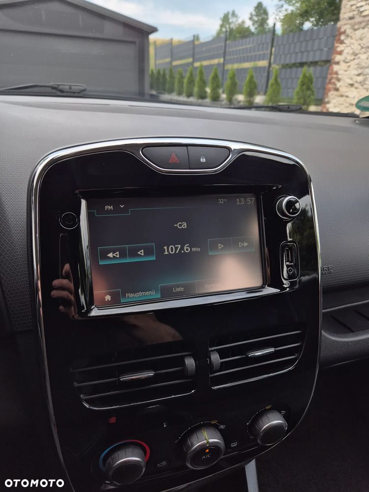 Renault Clio 1.2 16V Limited - 9