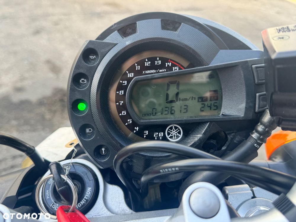 Yamaha FZ6 - 7