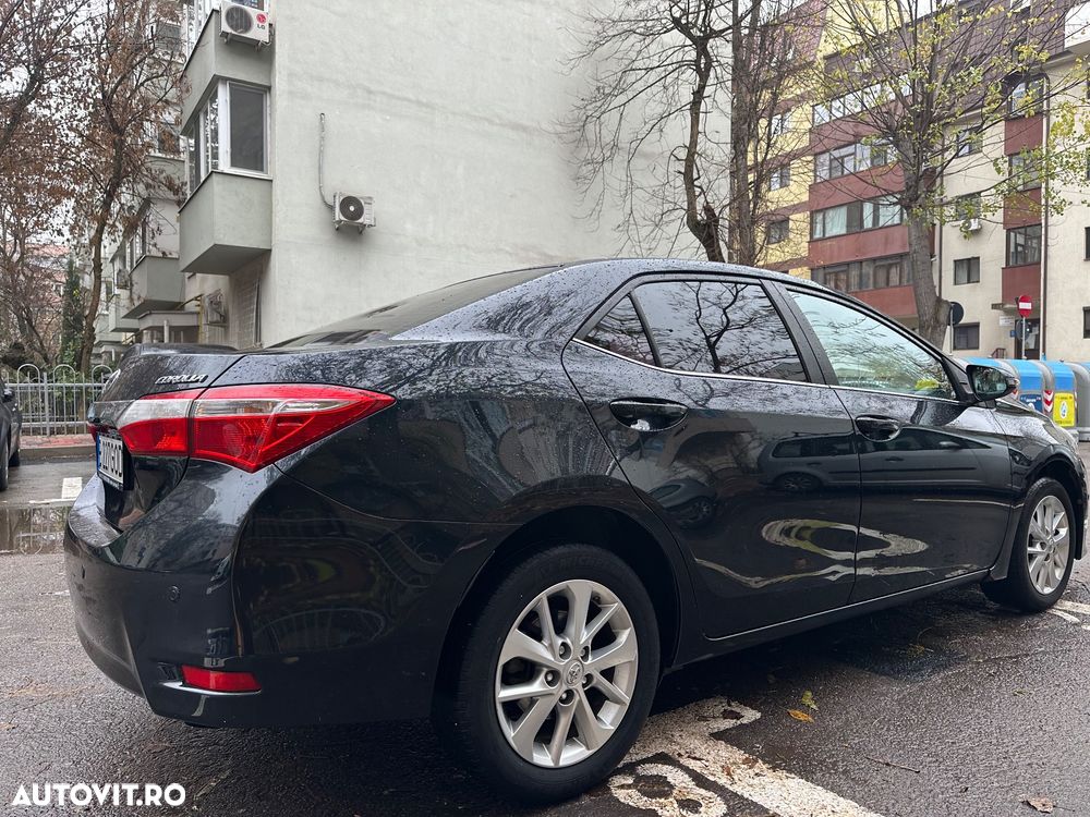 Toyota Corolla 1.4 D-4D Sol - 9