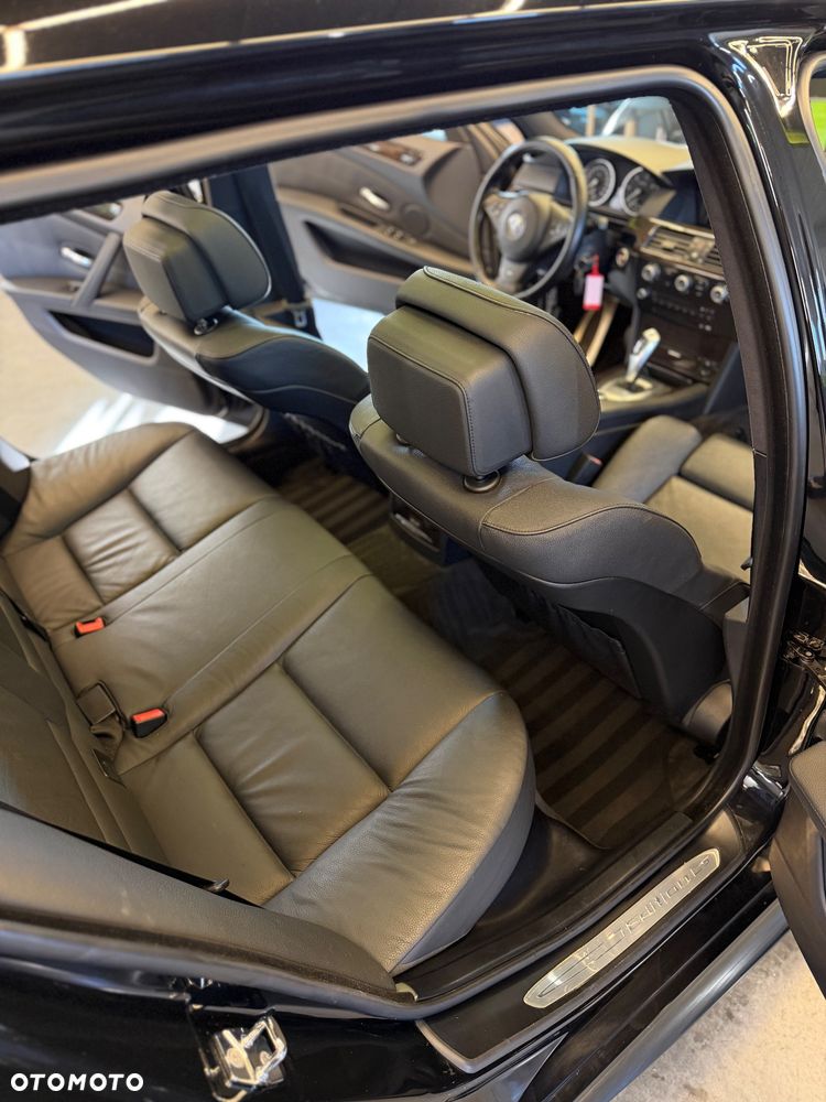BMW Seria 5 530d Sport-Aut Edition Sport - 34