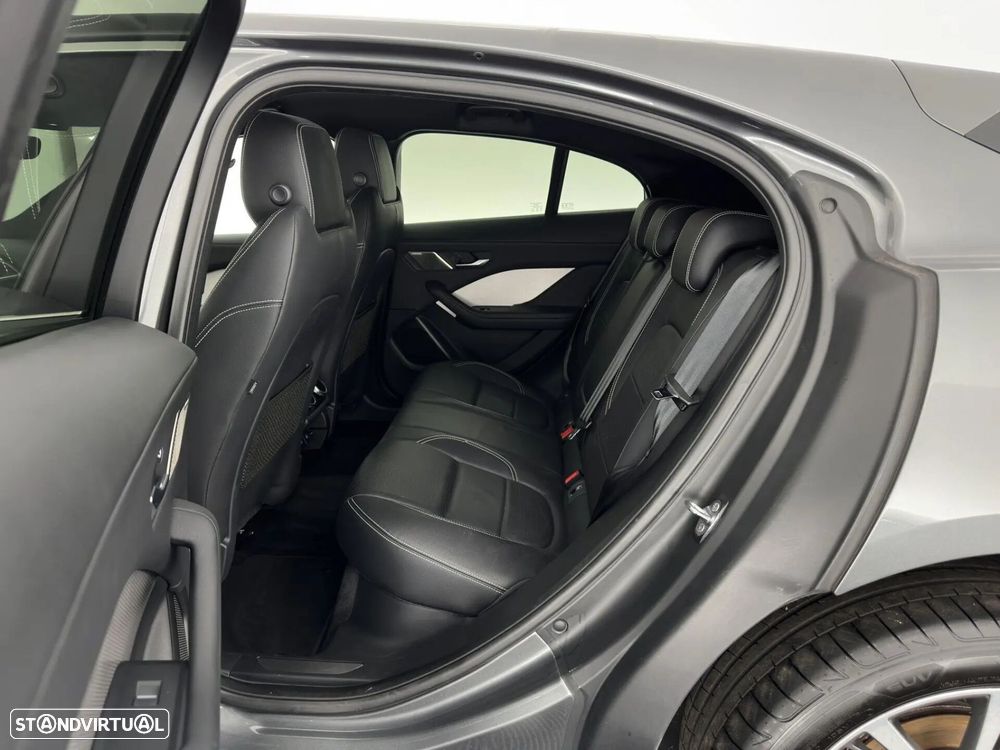 Jaguar I-Pace EV400 AWD HSE - 6
