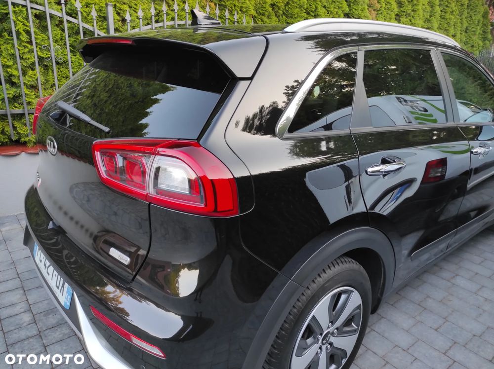 Kia Niro 1.6 GDI Hybrid L - 4