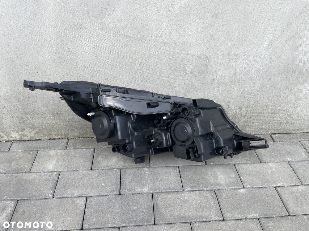 LAMPA PRZEDNIA LEWA PEUGEOT 2008  2013-2016 - NOWA - 2